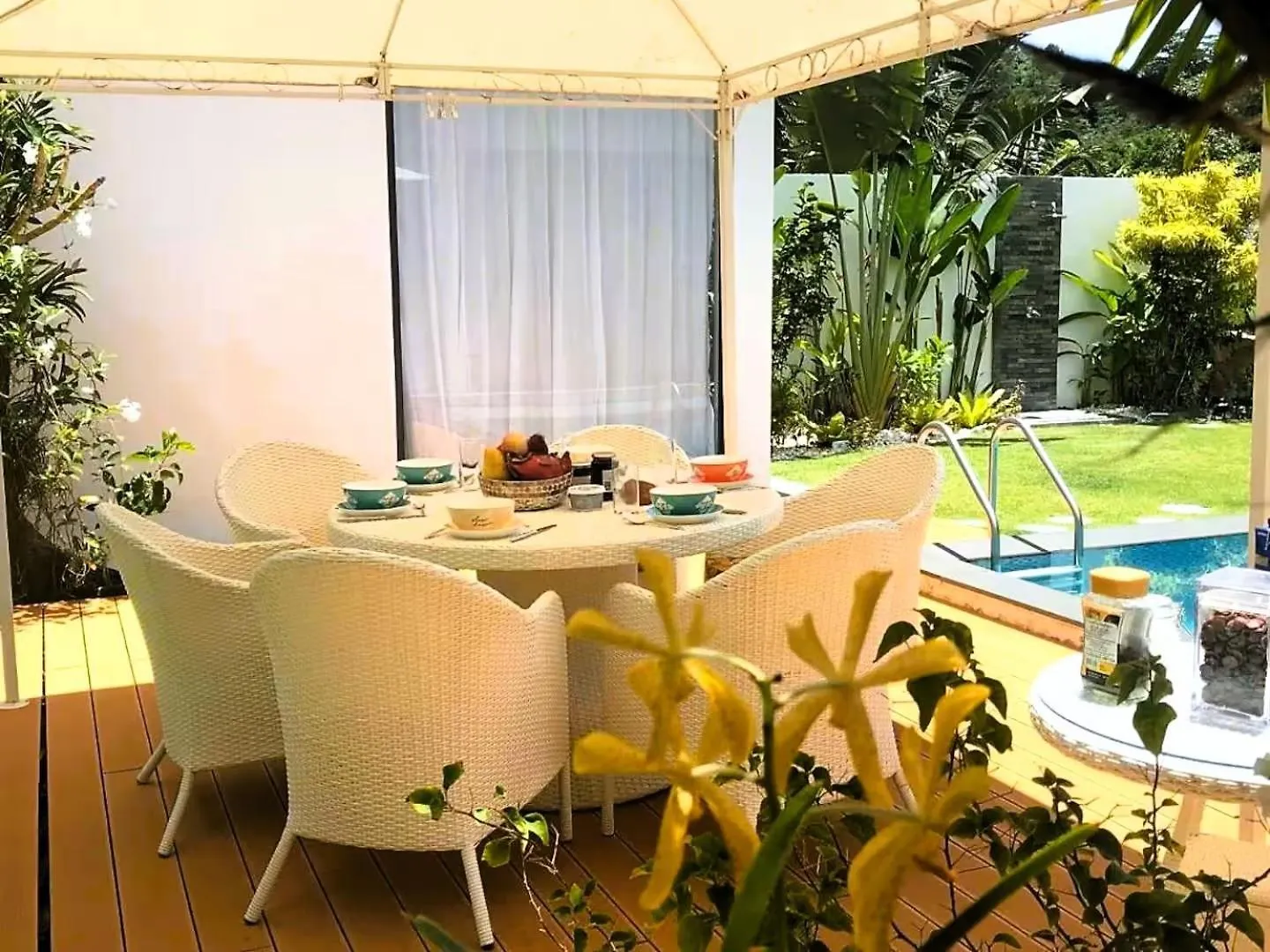 Vila 20 - Tranquil Retreat Near Marriott Naiyang Beach Phuket